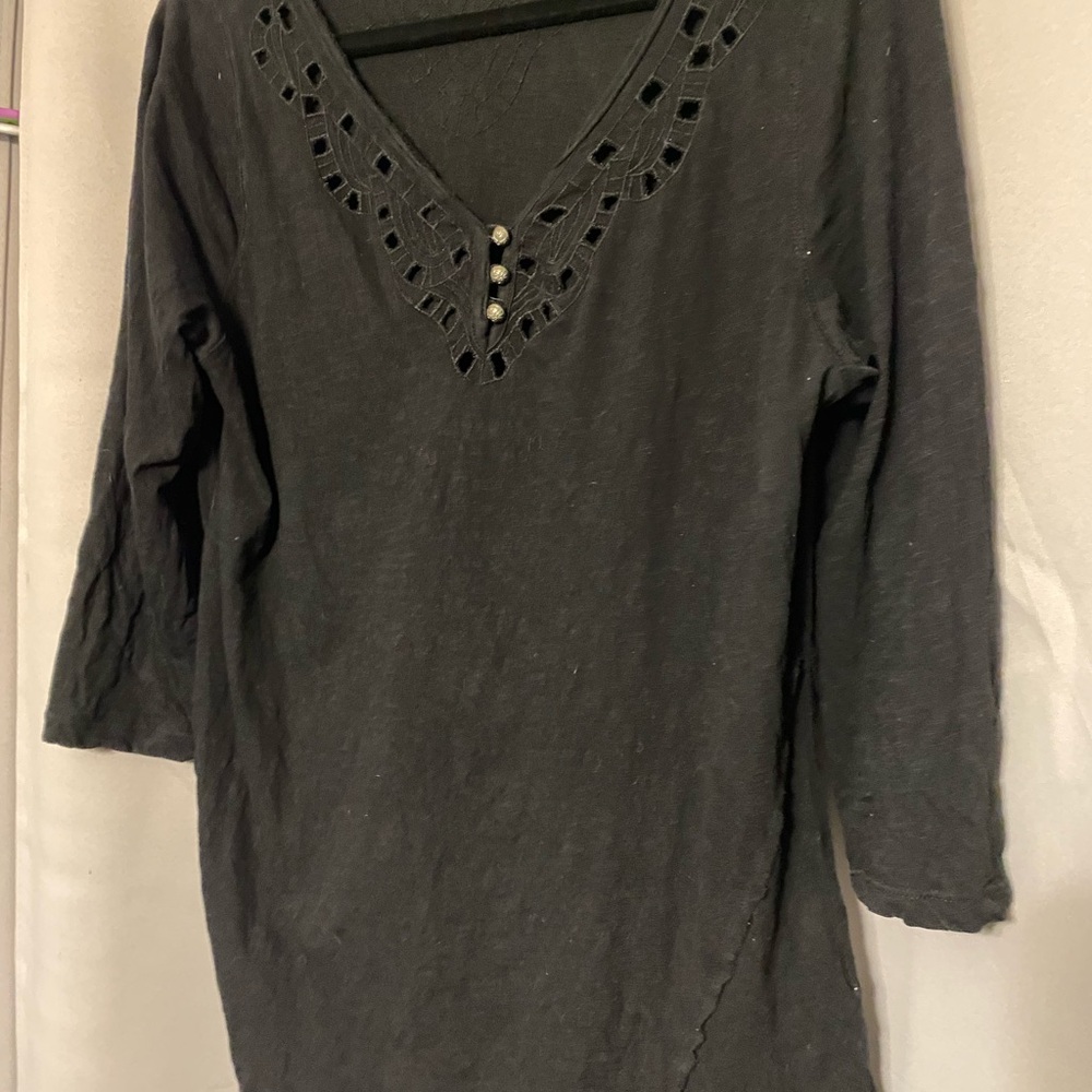 Black 3/4 Sleeve Blouse with V-Neck and Buttoned Details